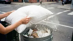 Een tweede leven voor oude kussens: 7 handige ideeën om ze te gebruiken zonder ze weg te gooien